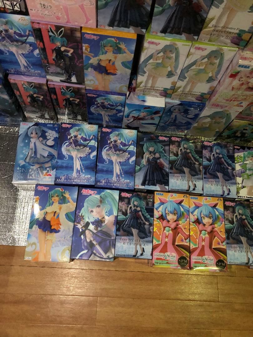 初音ミク　フィギュア　AMP マーメイド　桜ミク　おでかけ　fashion50個