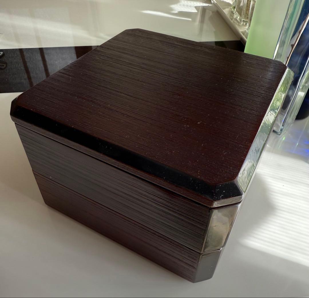 天然木のくりぬき角重　6寸　漆塗り 四角形 重箱