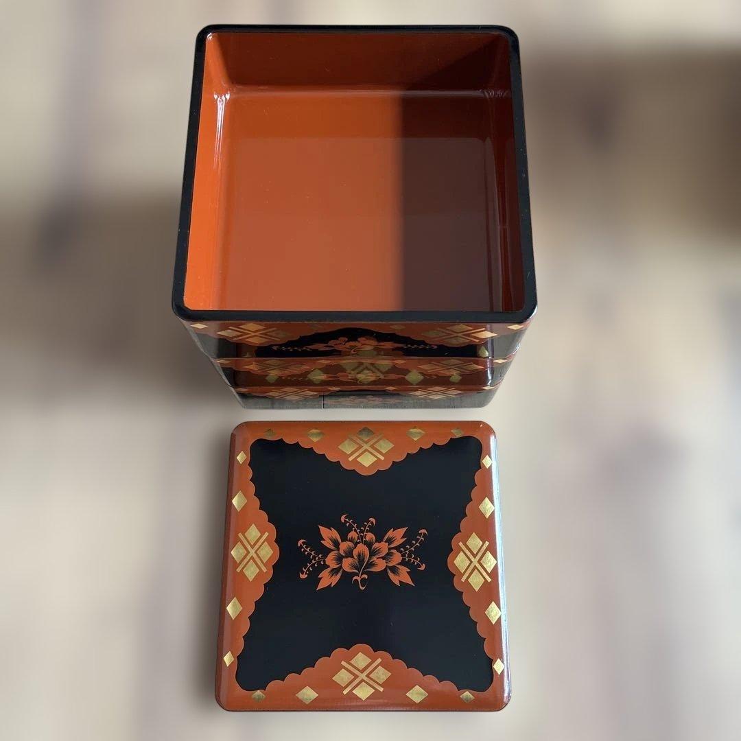 極美品】輪島塗 わじま慶塚 朱塗金縁 屠蘇器 五つ揃/銘々皿/四段重箱