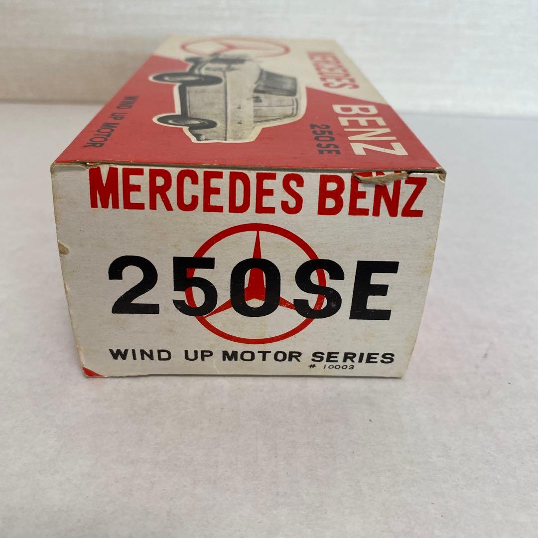 市村商店　プリキの自動車　MERCEDES BENZ 250SE