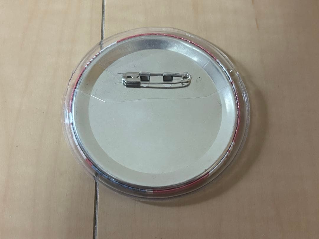 バンドリ　戸山香澄　OVA 缶バッジ　(缶バッジカバー付き）