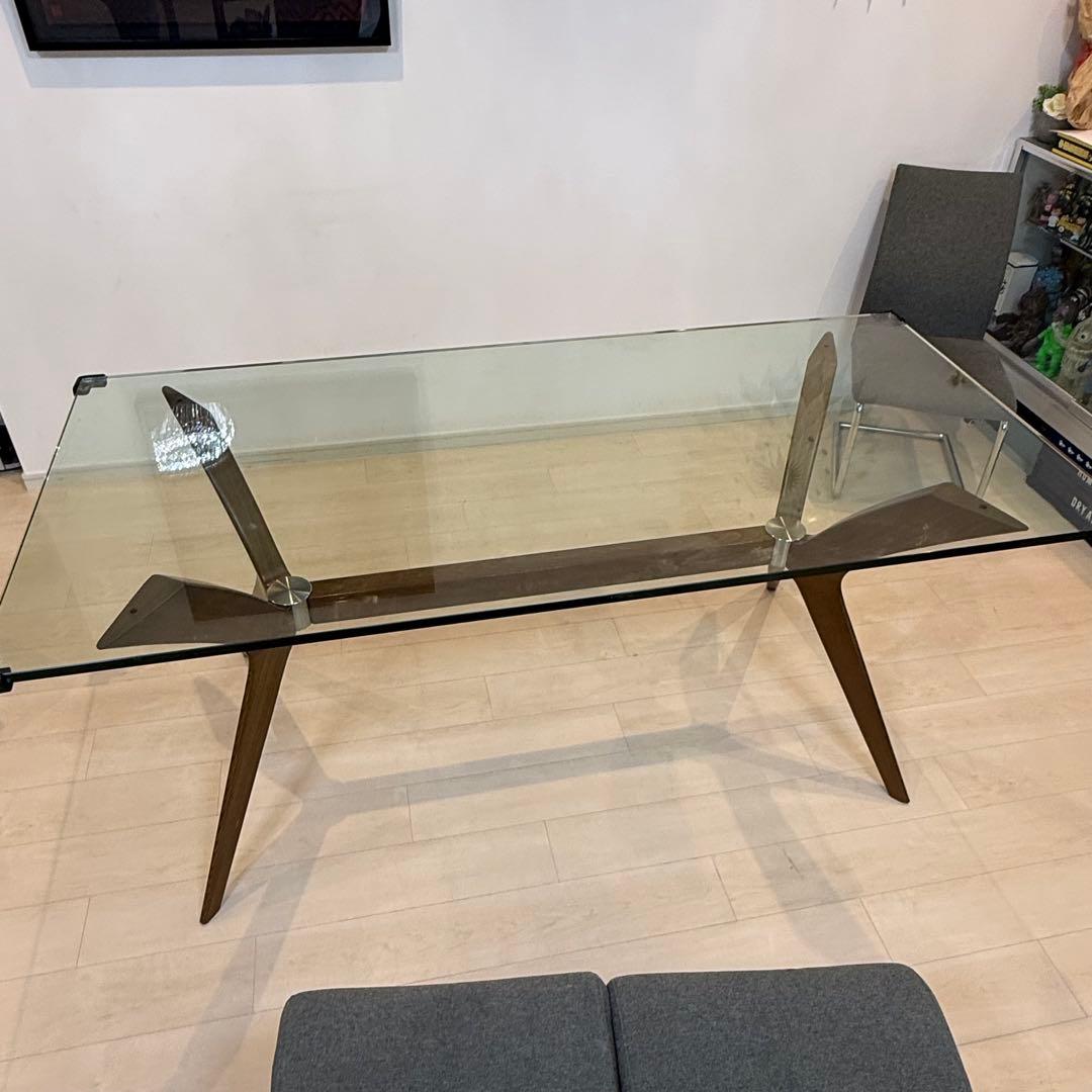 出品8/9まで！！カリガリス　ダイニングテーブル