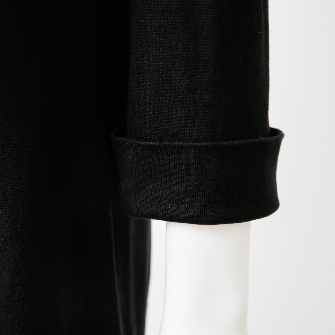 ♪当日発送可能【美品】ユキ　トリイ　シルク混　セレモニー　40　黒