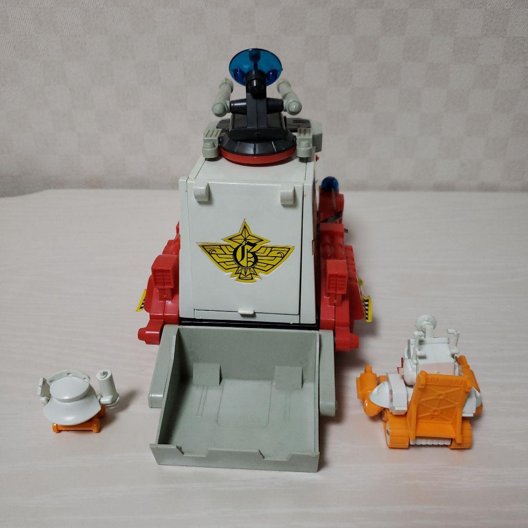 バンダイ元祖SDガンダム　コスモブレイザー　キャプテンレッド　ジャンク品