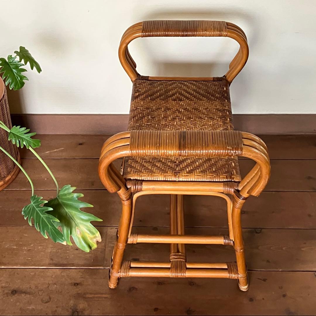 丈夫なアーム付きスツール ラタン製 籐家具 籐の椅子 中古家具 美品