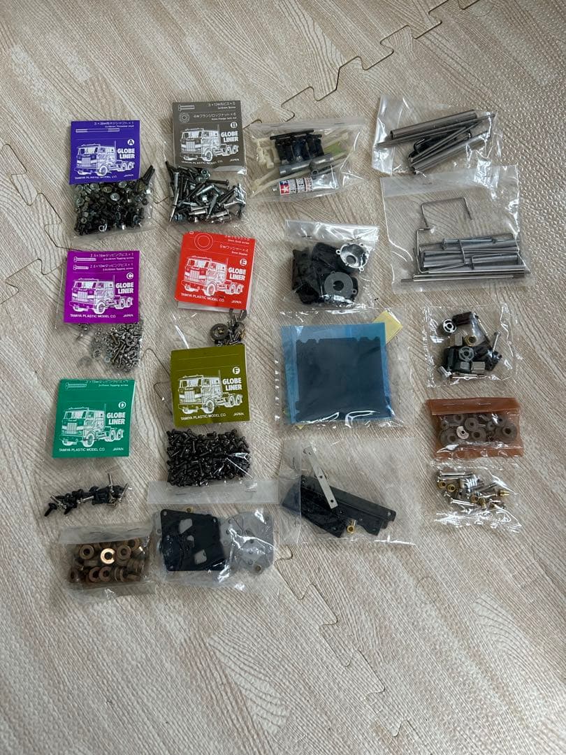 TAMIYA GLOBE LINER 1/14 ラジコントラクター