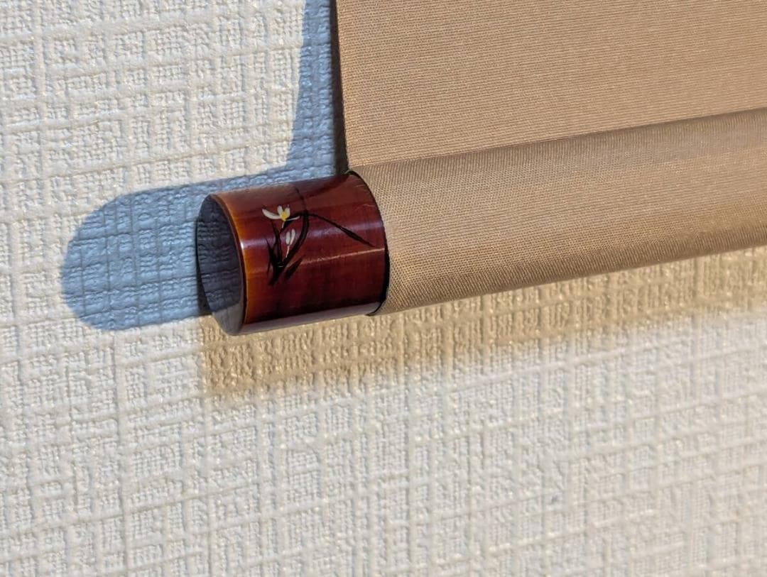 真作】掛軸 扇面和歌書 気品ある金砂子装飾 雅趣溢れる一品 T123