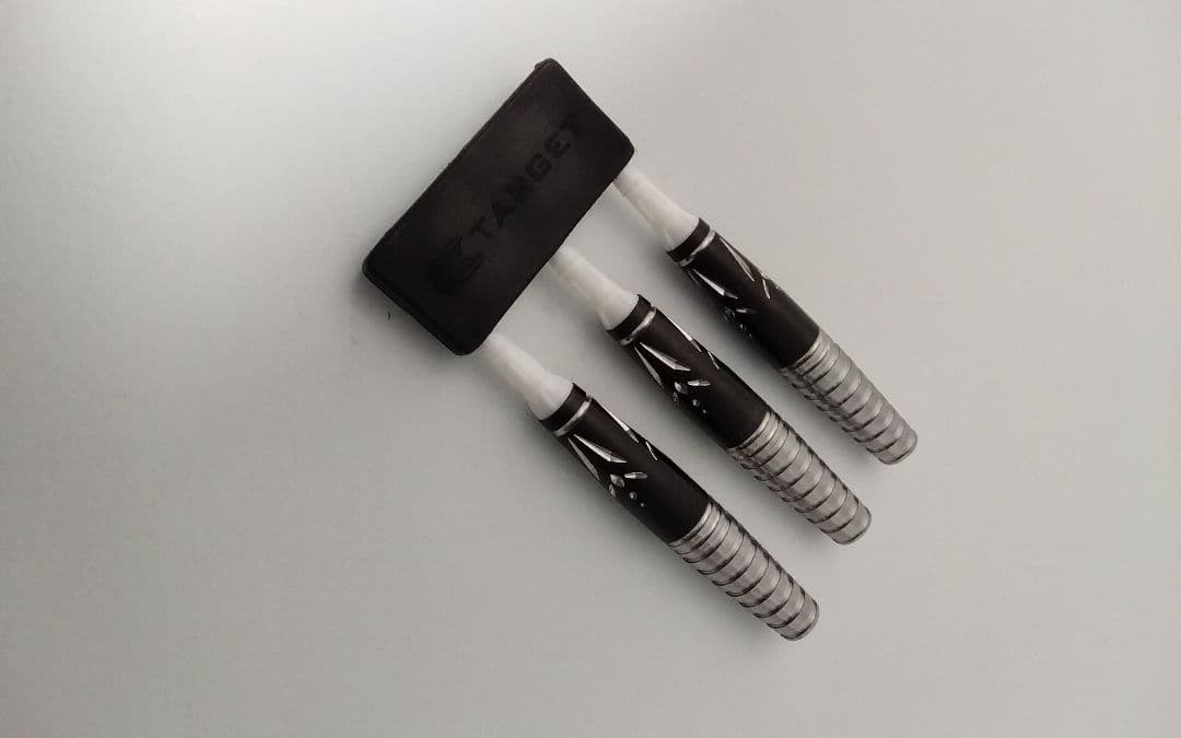 本日限り限定価格!サングリアル!坂口優希恵!新品同!極美品!付録未開封!ダーツ