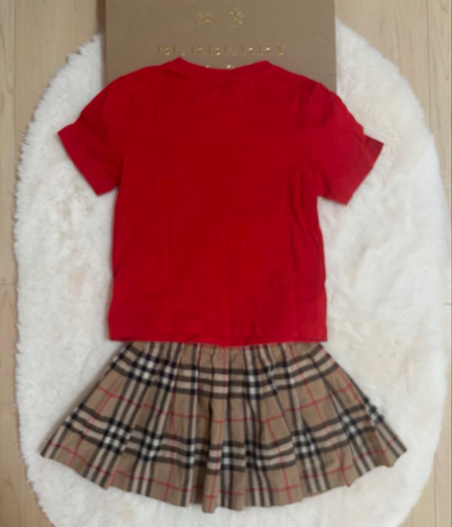 良品　BURBERRY バーバリー　現行タグ　プリーツスカート Tシャツセット