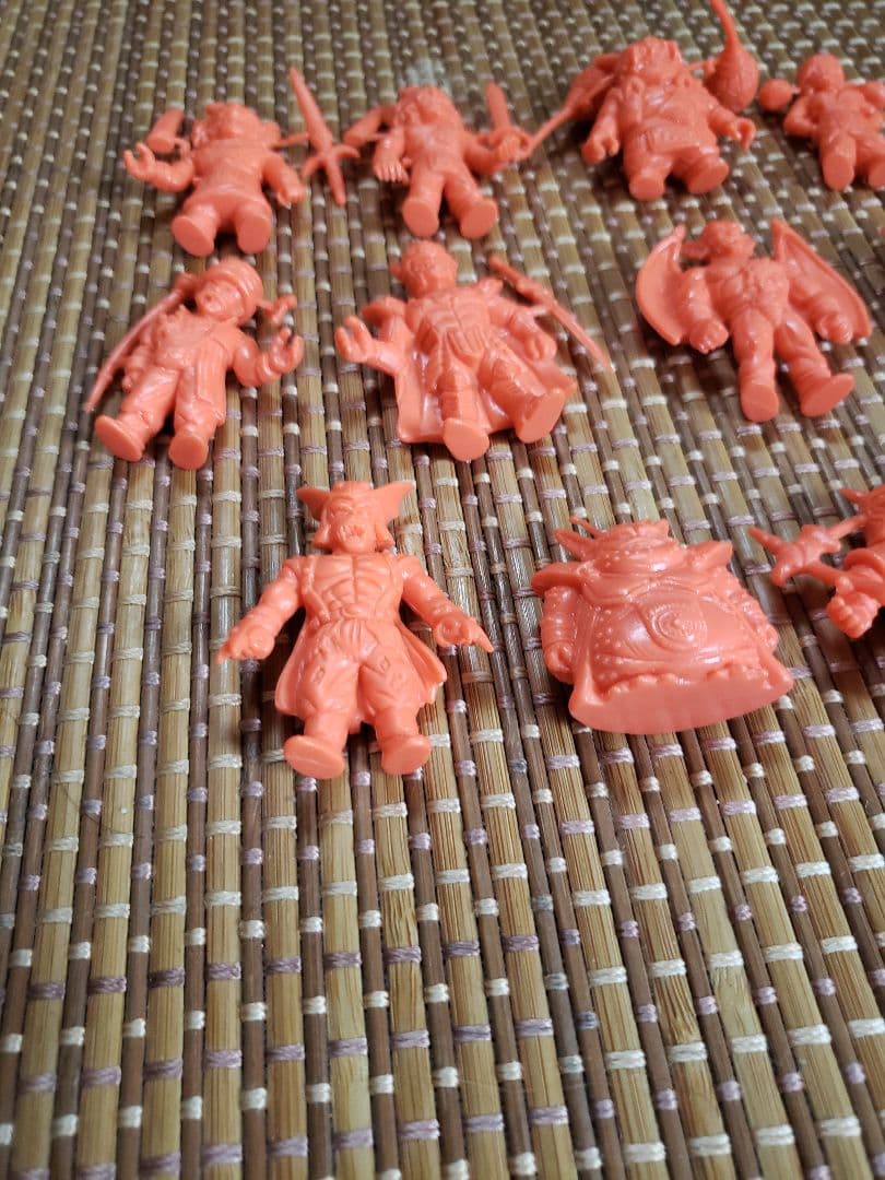 ドラゴンクエスト消しゴムアベル伝説パート1橙　新品未切り　ファミコン　キン消し