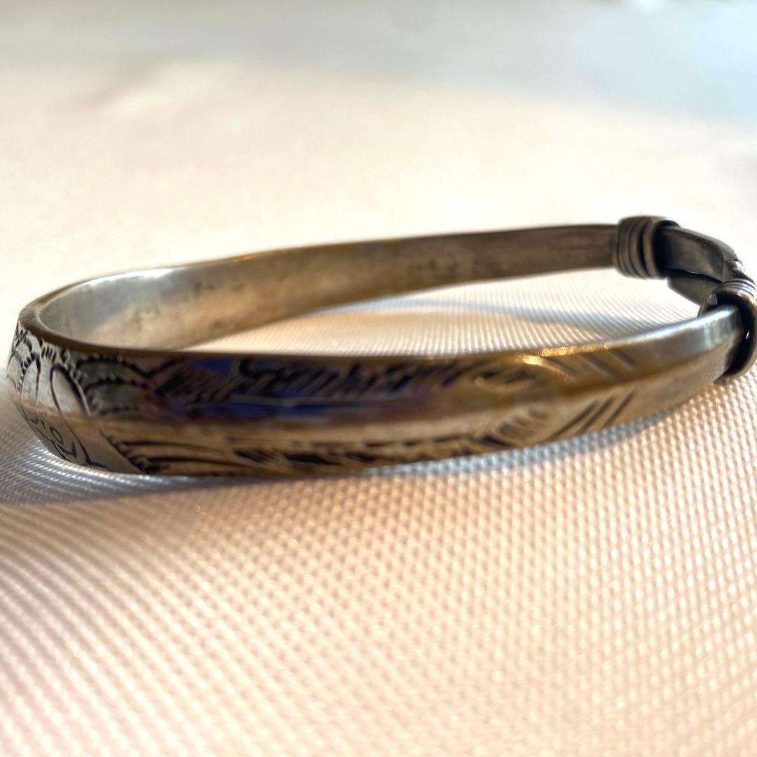 Old tribal silver 純銀 花鳥カービングバングル苗族 伝統工芸品