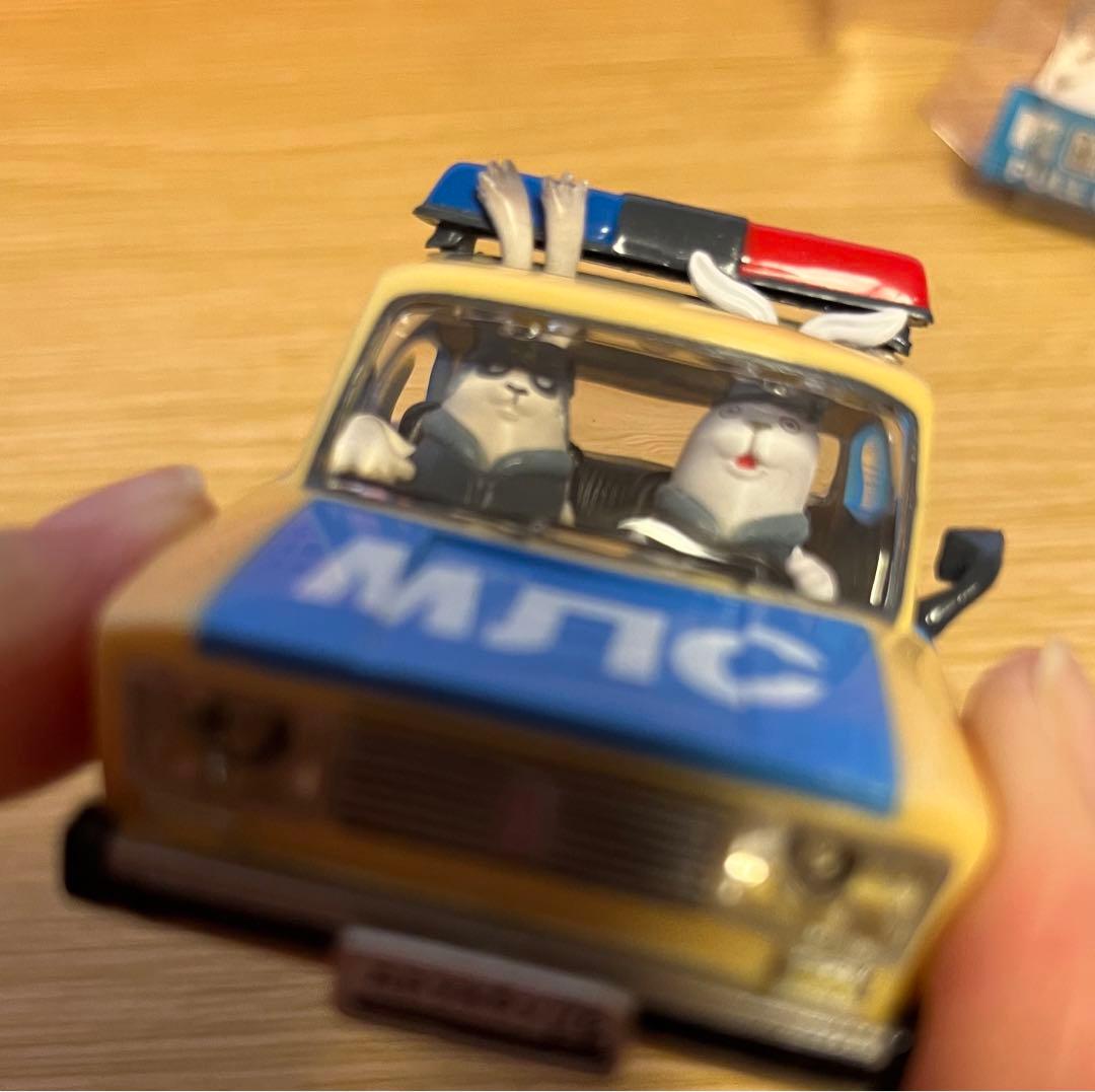 ウサビッチ　プルバックトイ　カー 2台セット