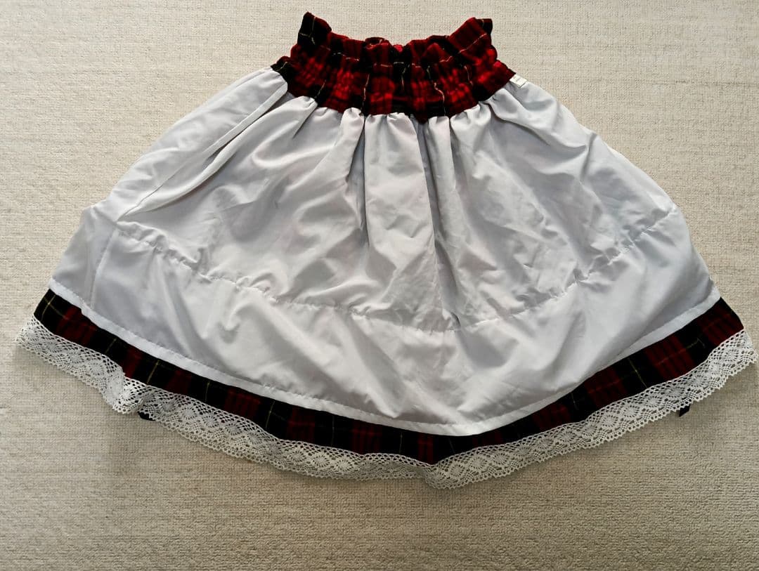 初期メタモルフォーゼ 赤黒チェック フレアスカート