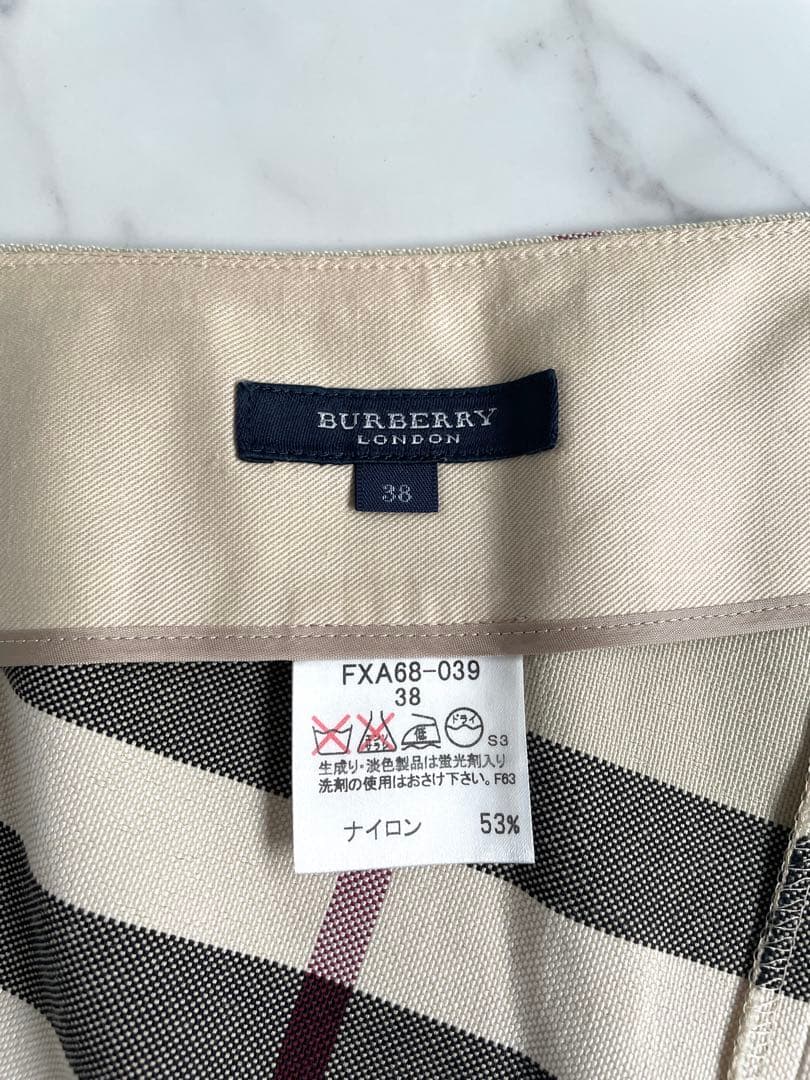 Burberry レディース ひざ丈スカート 38(M) チェック柄