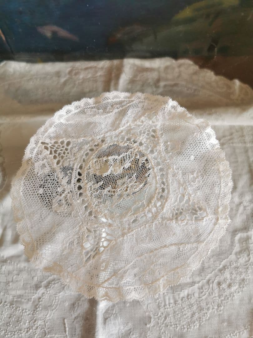 アンティークノルマンディーレースドイリー ベドフォドシャー アランソン