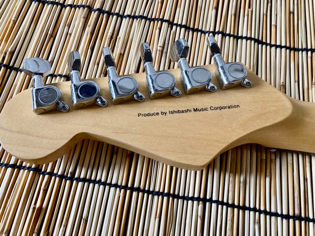 ☆Mavis STピックアップ構成をHSHに変更改造し多彩な音色を実現 - メルカリ