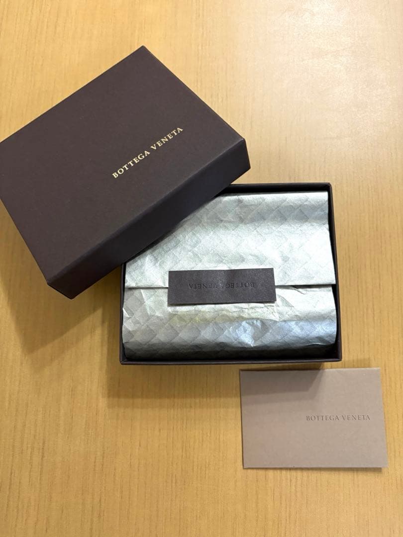 Bottega Venetaボッテガ・ヴェネタケース ベージュ