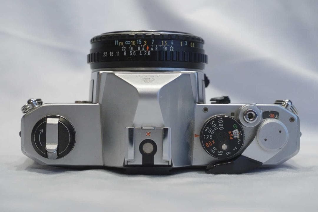 PENTAX MXとパンケーキ40ミリレンズ どちらも難あり