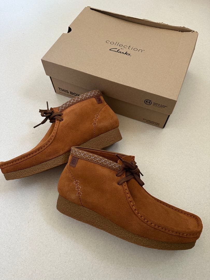 【新品】CLARKSワラビー26.5cm