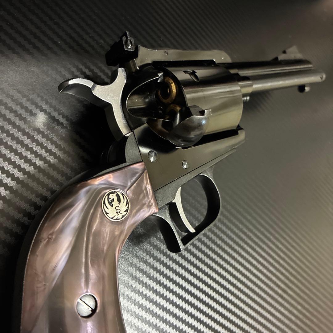 SUPER BLACKHAWK リボルバー 4.62インチ