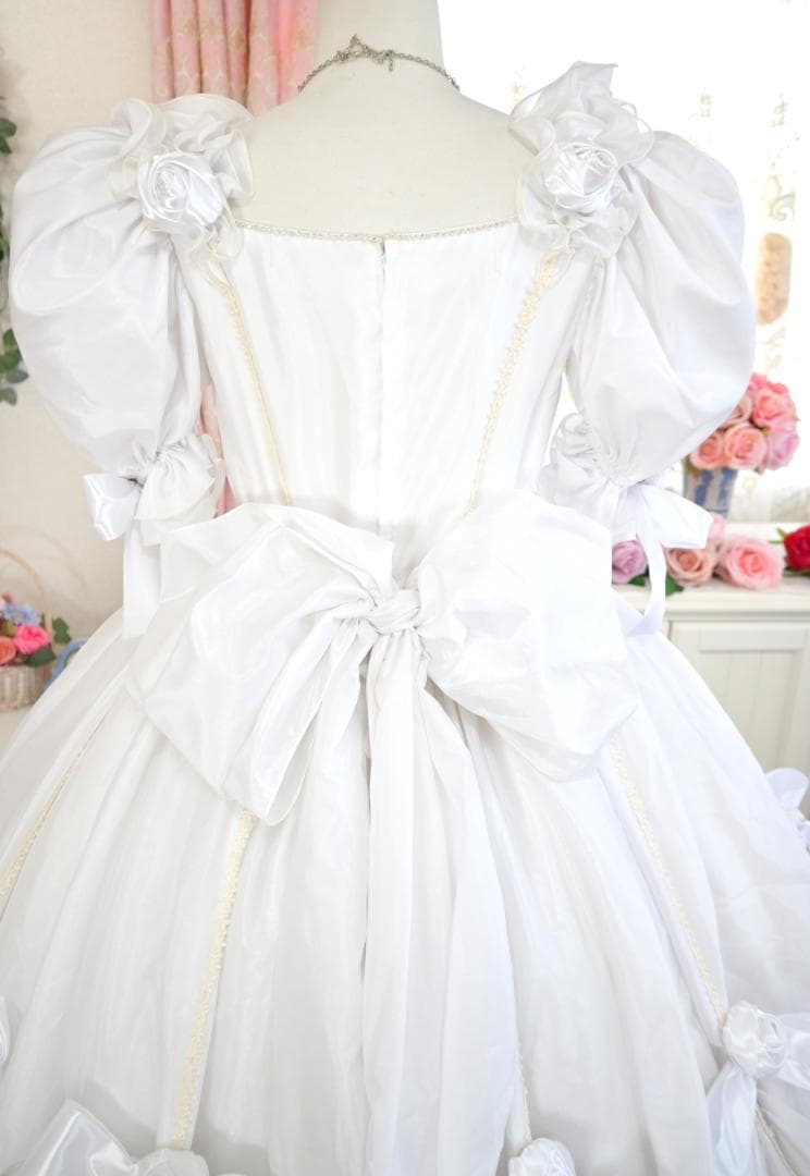 プリンセスウェディングドレス アンティークロリータ風 11号