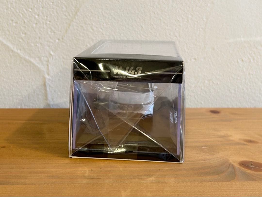 ホンダ ヴェゼル 1/43 プラチナホワイト ミニカー HJ431002SW