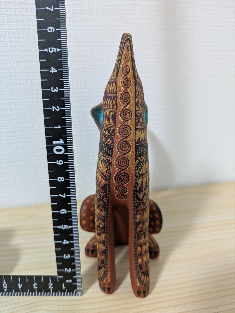 メキシコ オアハカ アレブリヘ ウッドカービング コヨーテ 作家サイン