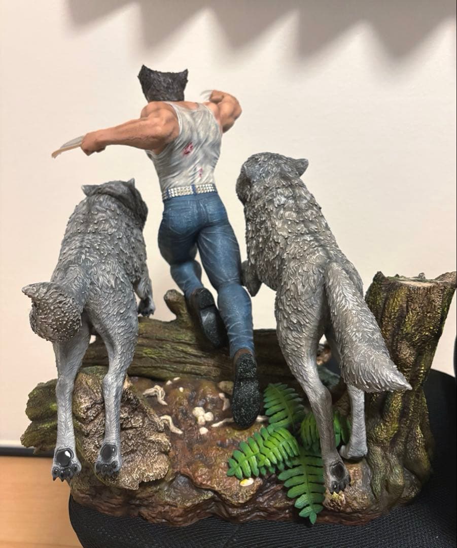 X−MEN ウルヴァリン 1/4ローガン スタチュー フィギュア