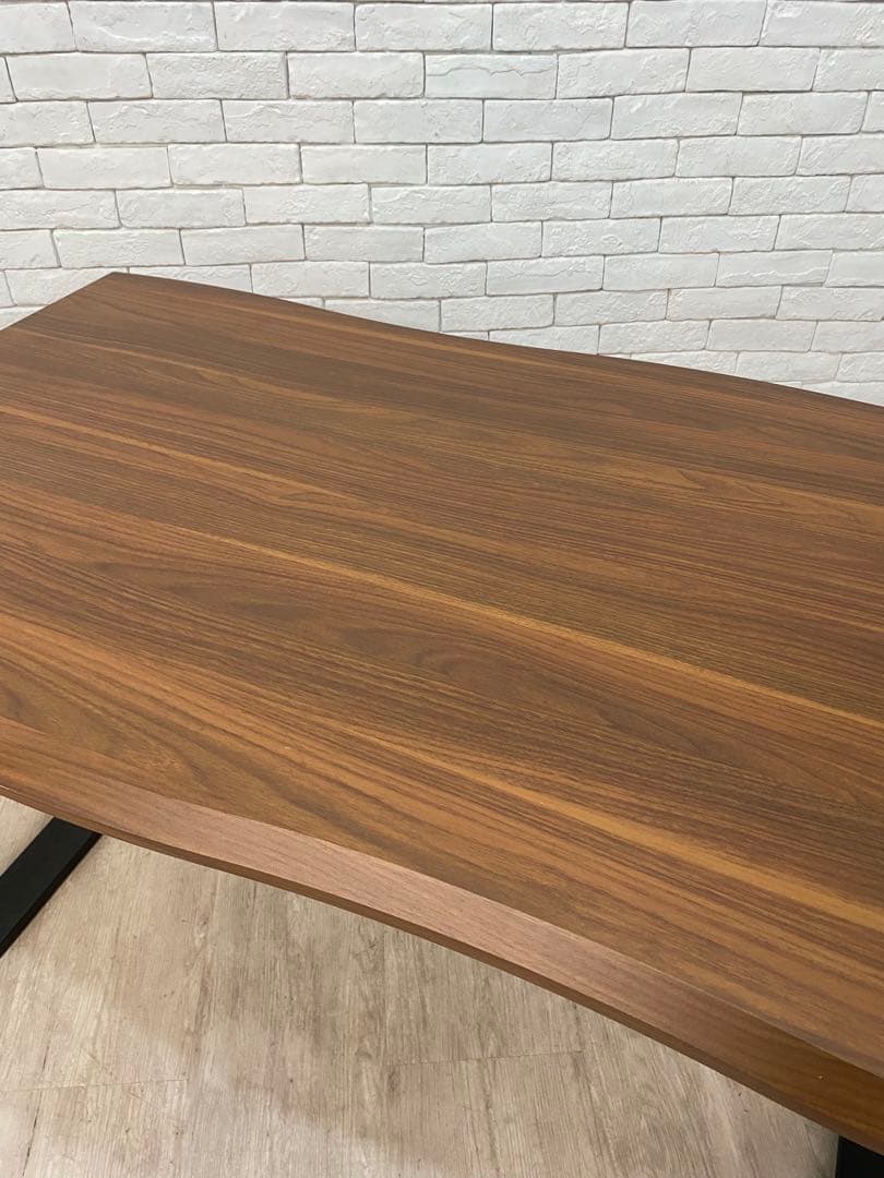 【東京都23区内は送料無料】140cm ダイニングテーブル　リビング　デスク　机