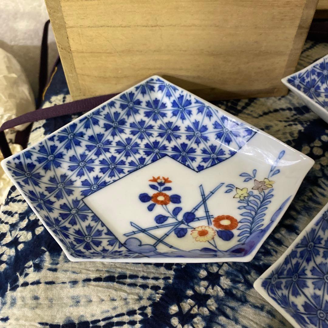 十二代酒井田柿右衛門　染錦銘々皿