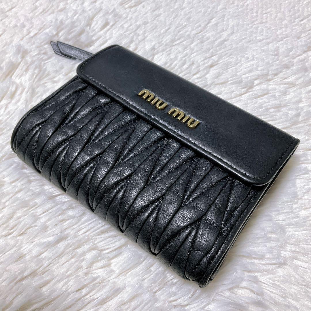 ♡美品♡MIU MIU マテラッセ 三つ折り財布 L字 ファスナー ブラック 金