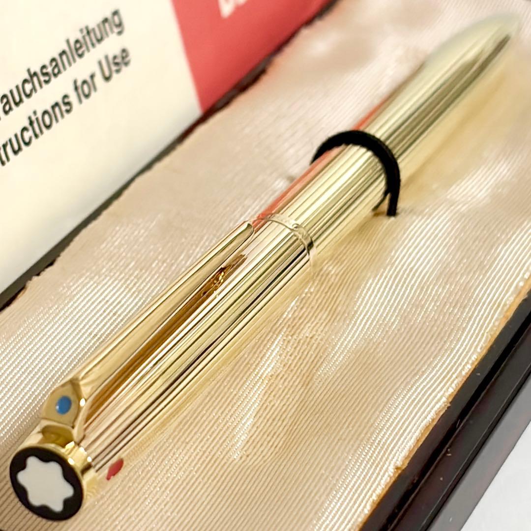 【極美品】montblanc pix-o-mat 4色ボールペン No.104 極美品】モンブラン ピックス・オー・マット 4色ボールペン No.104 金