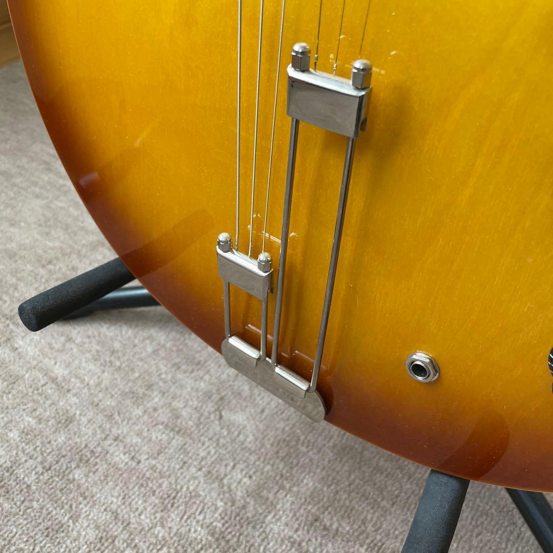 Epiphone リビエラ