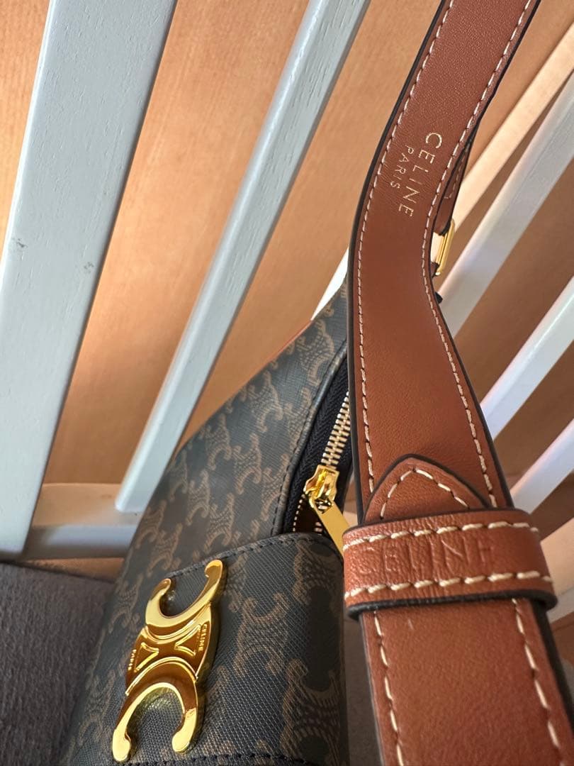 CELINE ゴールドの金具 ミディアム AVA（アヴァ） トリオンフバッグ