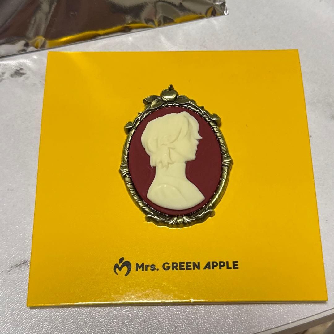 Mrs. GREEN APPLE カメオピンズ 大森元貴 - メルカリ