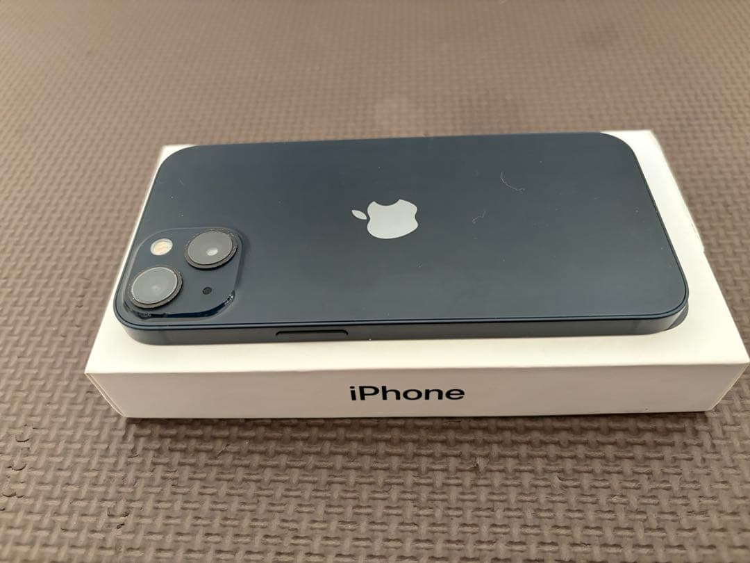 Apple iPhone 13 ブラック 本体・箱・ケーブル付き