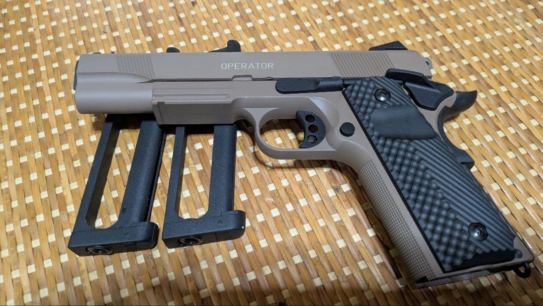 carbon8 M45 DOC co2 ガスガン