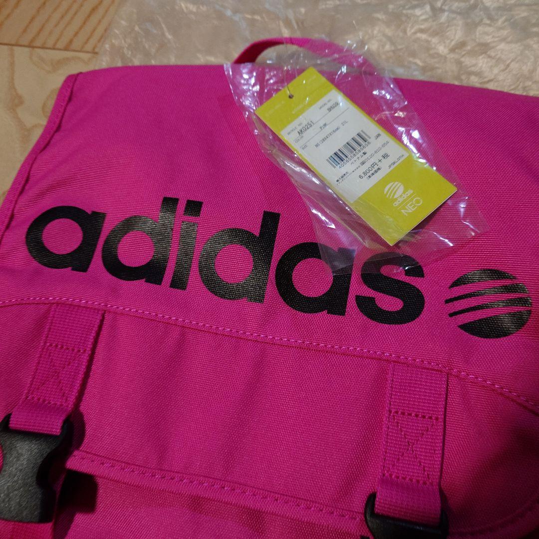 ももクロ ポシュレ 初代adidasリュック 佐々木彩夏 あーりん ピンク