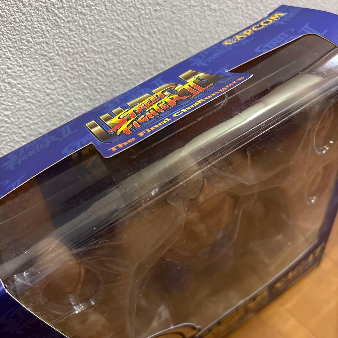 ストームコレクティブルズ　ストリートファイター II サガット フィギュア