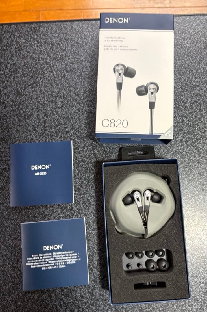 デノン、ネックバンド型の高音質ワイヤレスイヤホン「AH-C820W