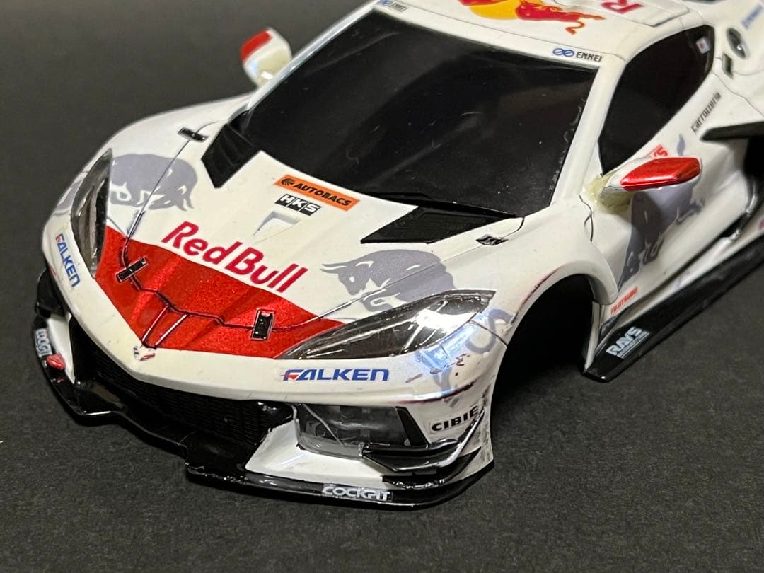 京商　ミニッツ コルベット　c8-r ホワイトボディ自作塗装　使用品　2台セット