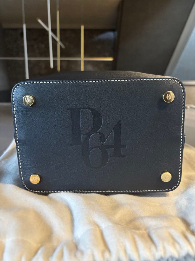 新品！ ブラック バケットバッグ