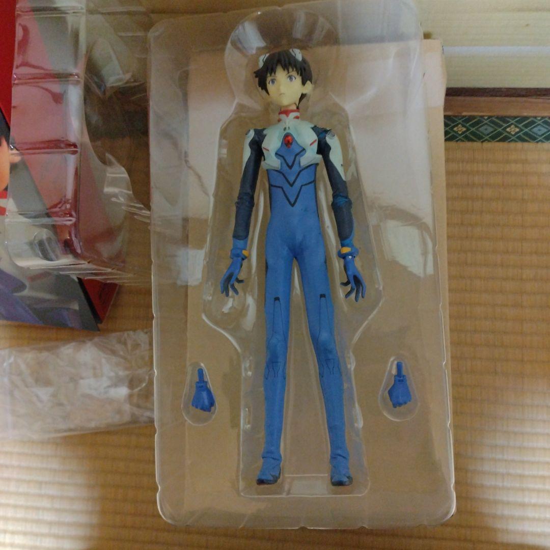 ヱヴァンゲリヲン新劇場版 碇シンジ プラグスーツ版 メディコム•トイ