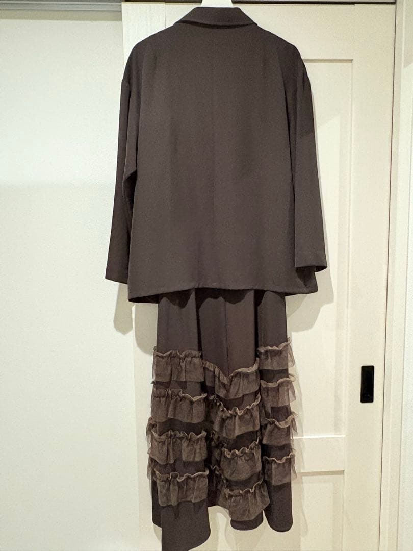 Kana 裾フリルキャミワンピース ジャケット 2点セット