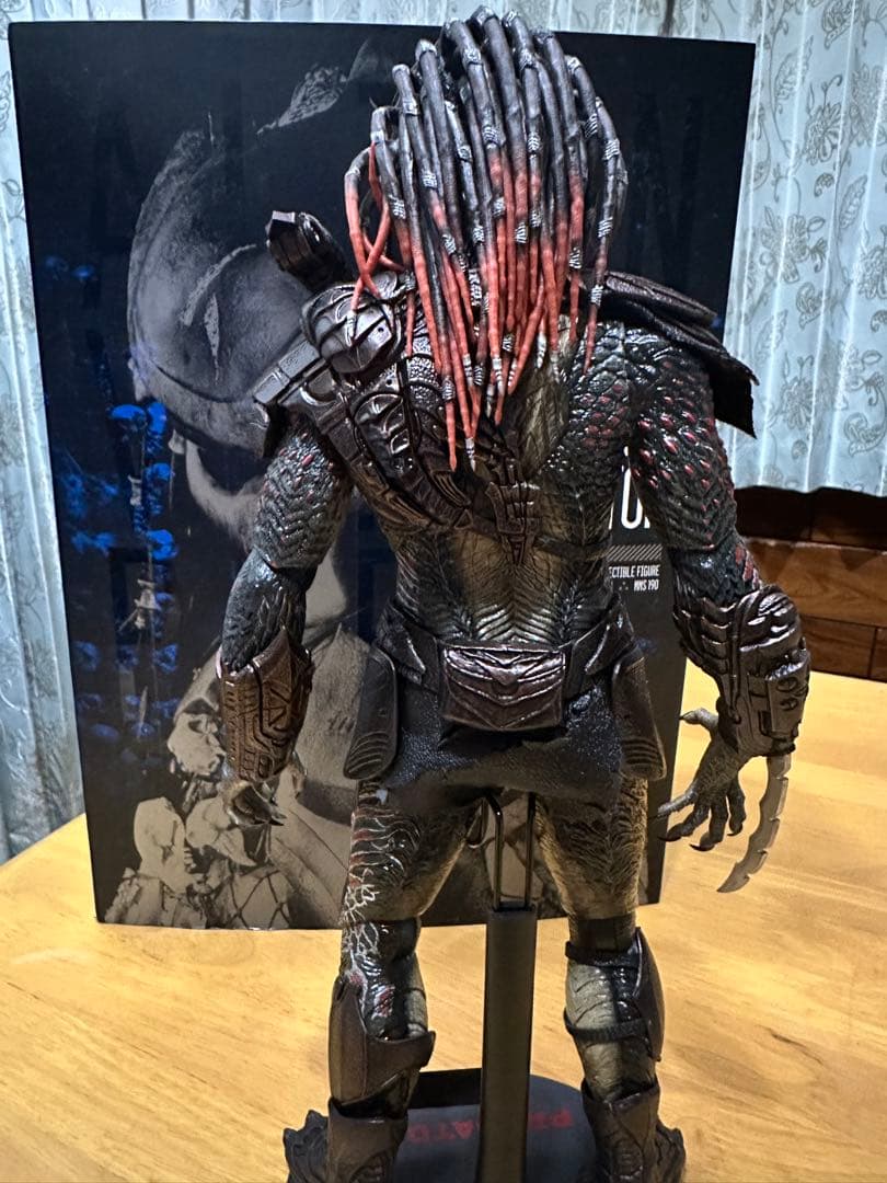 HOTTOYS ホットトイズ スカープレデター（ 2.0版)フィギュア