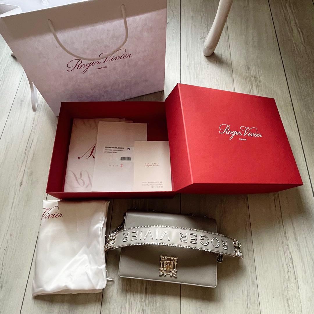 美品！！！ロジェヴィヴィエ　ショルダーバッグ