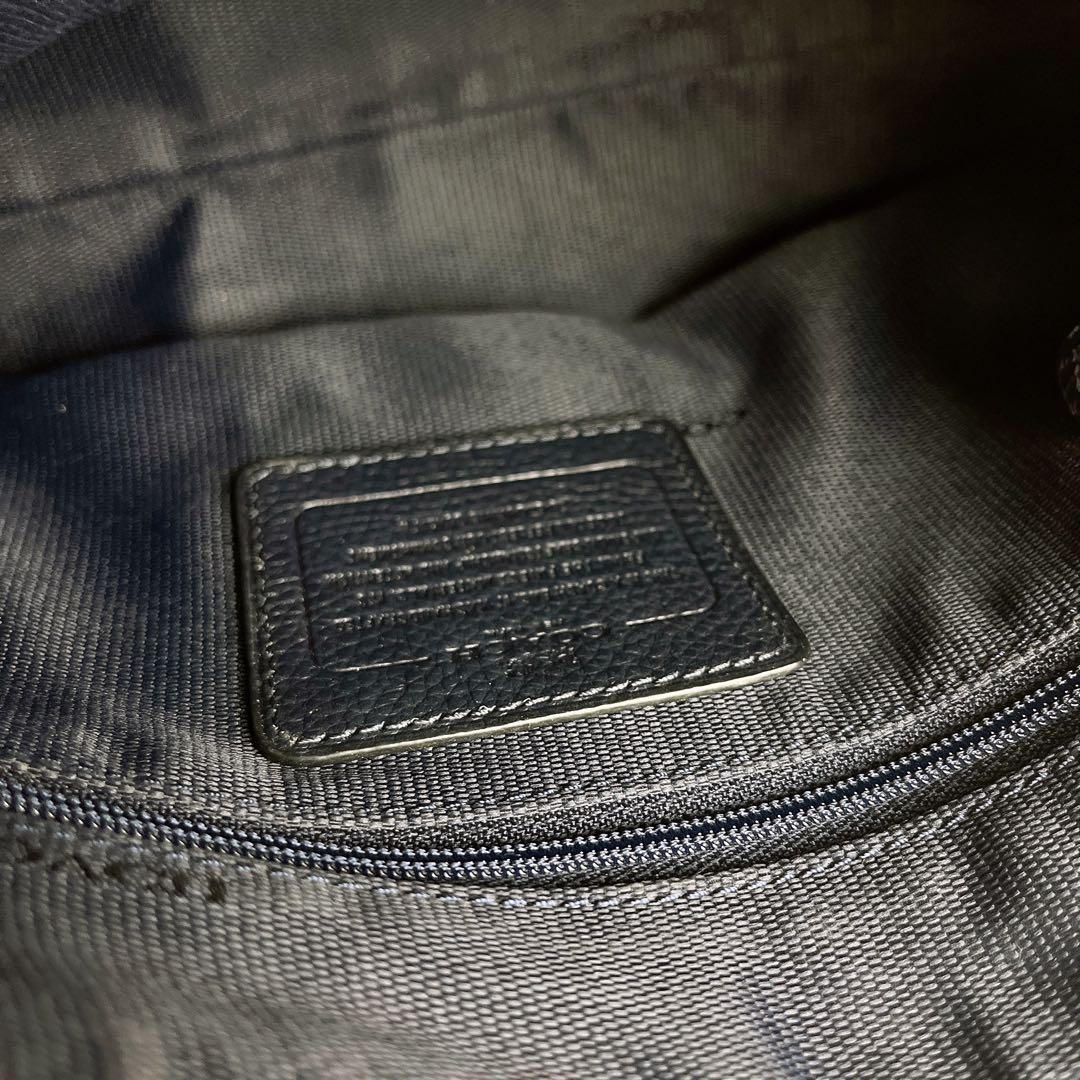 極美品☆COACHコーチ 2wayショルダーカメラバッグ ネイビー シボ革