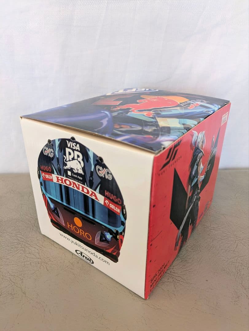 角田裕毅　ヘルメット　1/2　サイン入り　F1　レーシングブルズ　HONDA