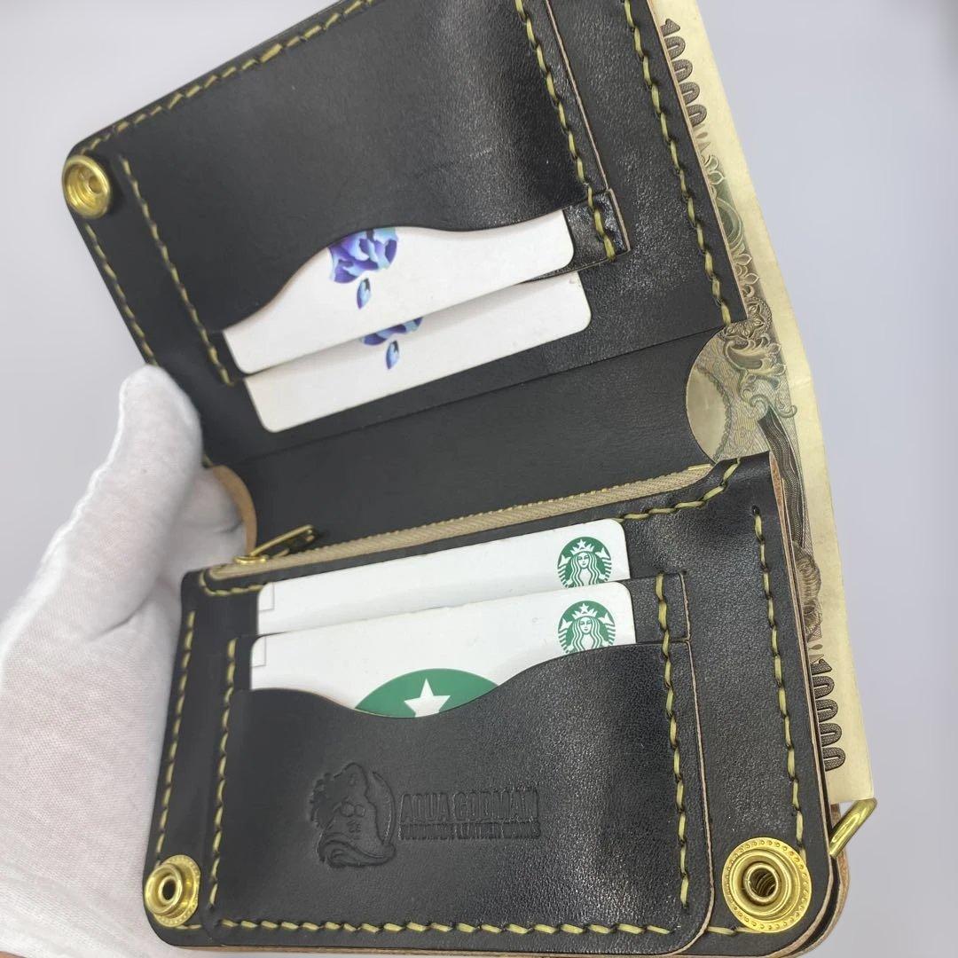 お札折らずに収納できる無骨な手染めミドルトラッカーウォレット BTW