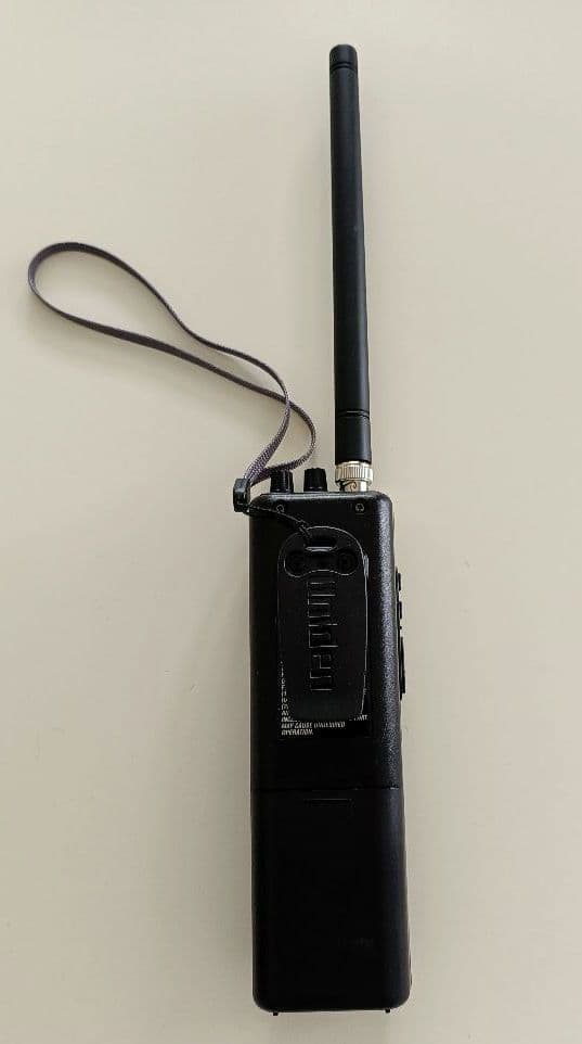 入手困難 Uniden PRO401HH ハンドヘルド感度抜群CB無線